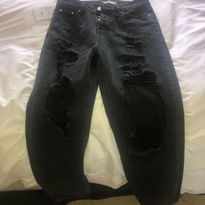 Black distressed jeans